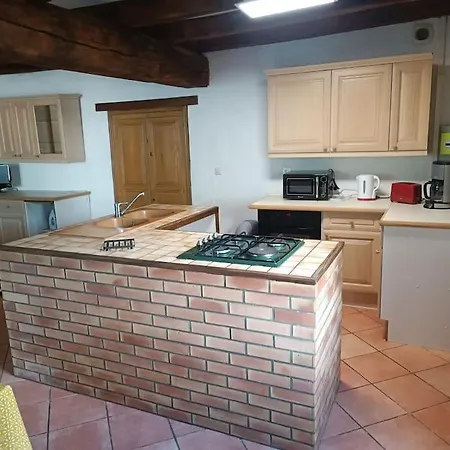 Charmante Maison En Pierres Sainte-Radegonde-des-Noyers